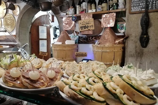 2.5 Hour Street Food Tour of Venice - Lunch and Sweet Finishes: From Savory Cicchetti to Gelato