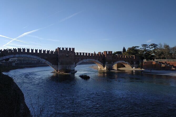 3-Hour Walking Tour with Guide Discovering Verona - Cattedrale di Sant’Anastasia: Big Church, Clear Reasons to Care