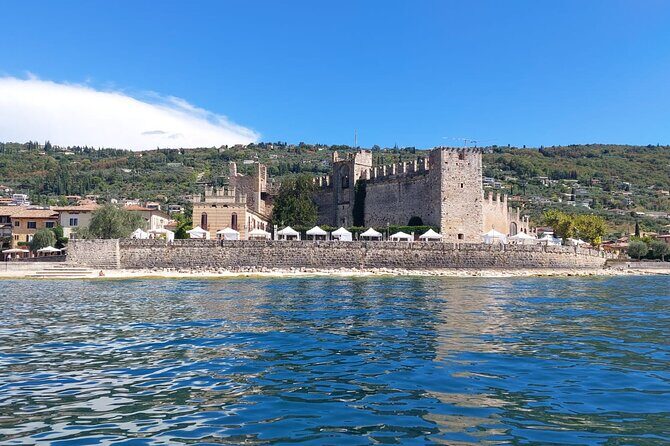 4-Hour Boat Tour on Lake Garda from Lazise - Sirmione on the clock: Catullo Caves from the water, Scaliger Castle ashore