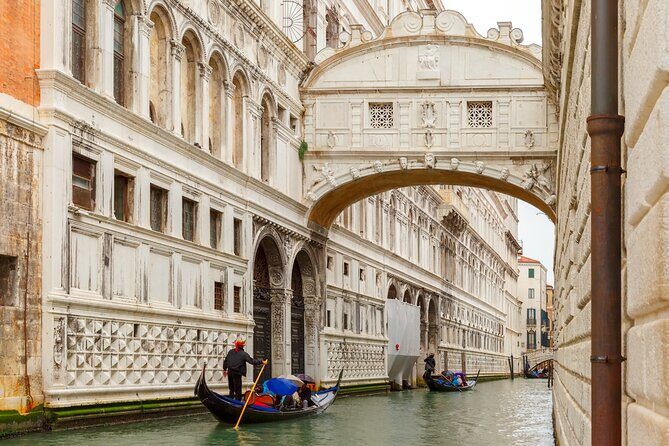 9-Day Private Tour of Venice, Florence and Rome - Day 2 in Venice: Rialto beyond the main path, then St. Mark’s viewpoints