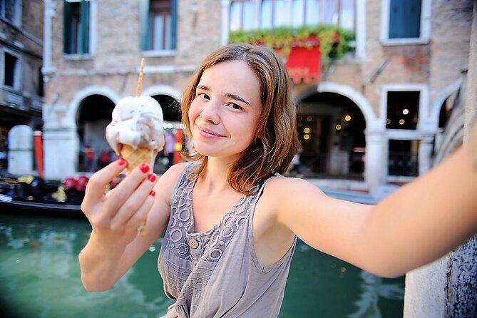 A Sweet Stroll Through Venice: Pastries, Chocolate, and Gelato - VizioVirtù Cioccolateria: a women-owned chocolate tasting workshop