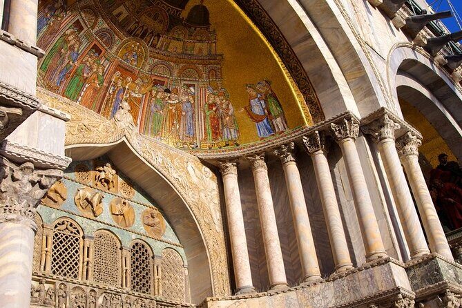 Afternoon in Venice : Basilica + Doge's Palace + Gondola - Inside St. Mark’s Basilica: Golden Mosaics and Biblical Stories