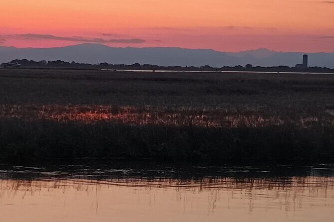 Aperitif at sunset in the Venice lagoon on a private boat. - Stop 2: Isola delle Vignole and the story of early Venetian holidays