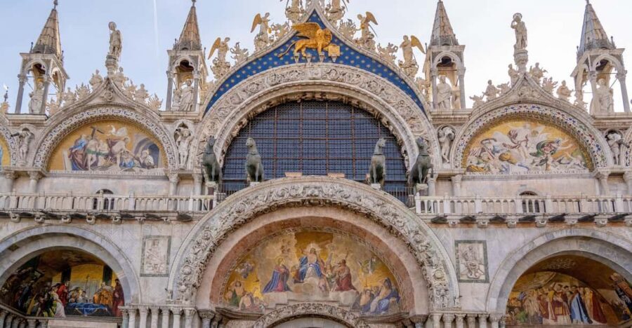 Basilica and Doge's Palace tour with Lunch & Murano - A Smart Way to Tackle Venice’s Top Hits in 5 Hours