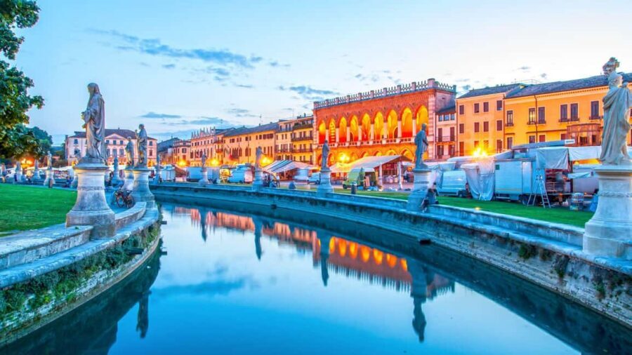 Best of Padova: Private Walking Tour with a Local - Basilica of Saint Anthony: Architecture Meets Local Daily Life