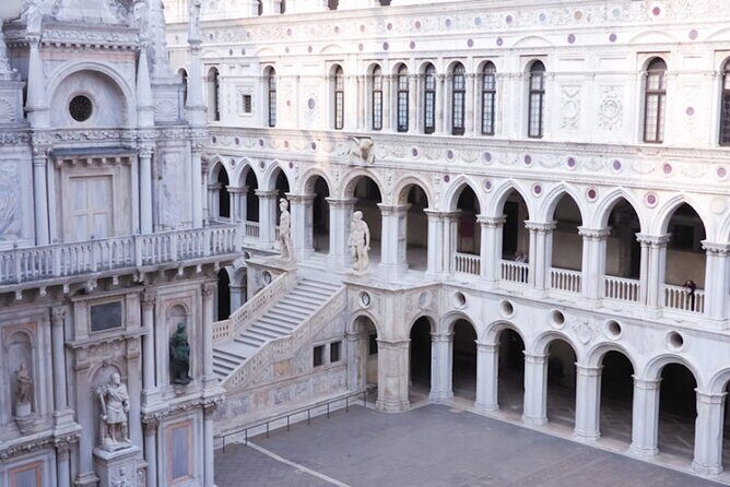 Best of Venice Private Tour: St. Mark's Doge Palace Gondola Ride - A Fast, Private Route Through St. Mark’s, the Doge’s Palace, and Rialto