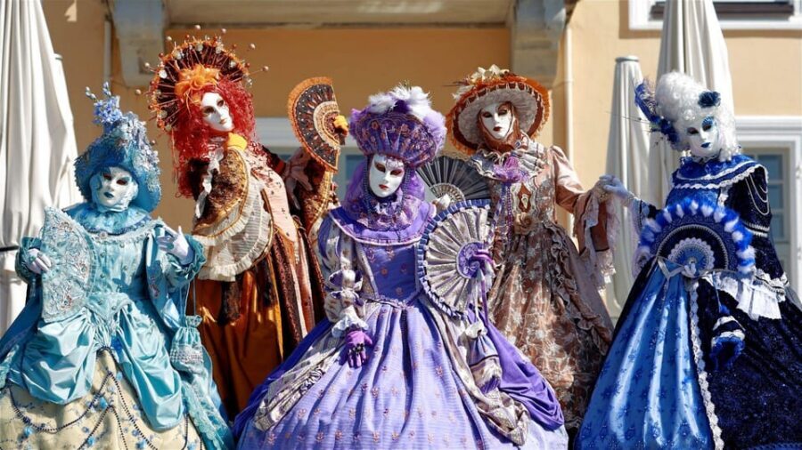 Best of Venice: Private Walking Tour with a Local - Art galleries and palazzo architecture: when you want more than landmarks