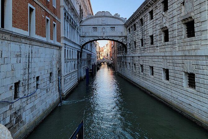 Best Of Venice: Saint Mark's Basilica, Doges Palace with Guide and Gondola Ride - Price and value: when this package pays off