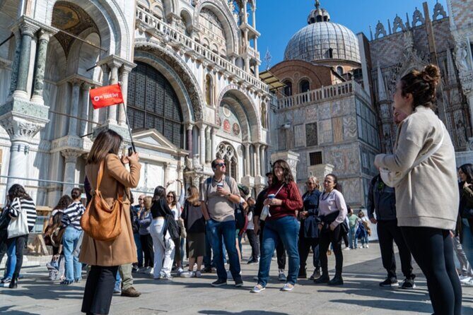 Best Of Venice: Saint Mark's Basilica, Doges Palace with Guide and Gondola Ride - Logistics that affect comfort: meeting point, timing, and what to bring