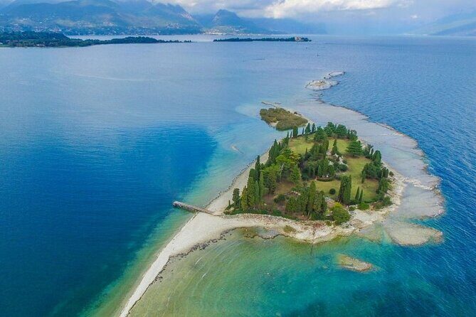 Boat Tour of the Islands of Lake Garda with Aperitif - San Biagio (Isola dei Conigli): your 45-minute island break