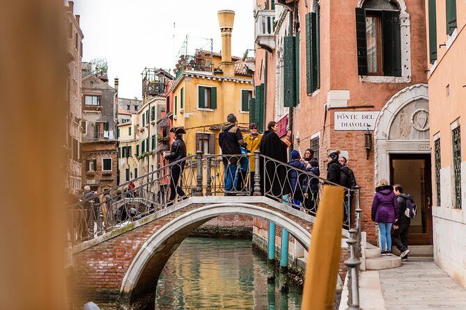 Carnival & Casanova Secrets, Theatrical Walking Show - Stop 4: Casanova secrets, the Levantine, and legends that still linger