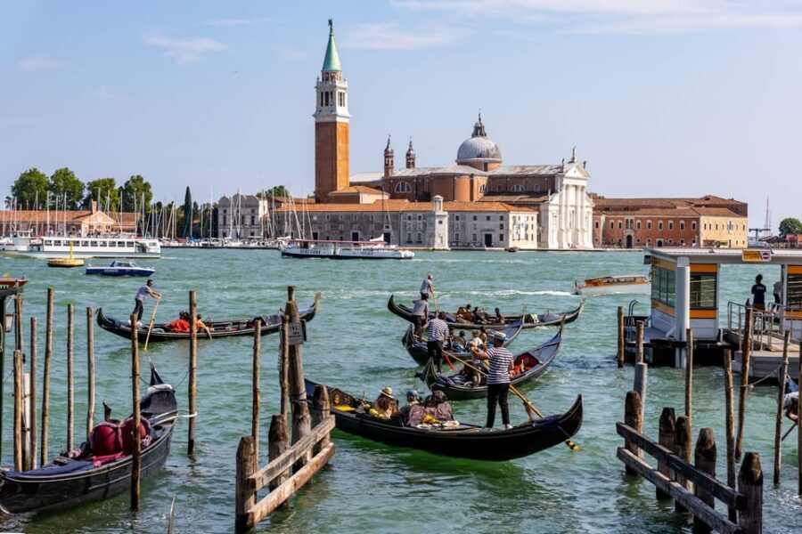 Chioggia-Venice: Day&Night Boat Transfer Round-Trip or 1-Way - Meeting points, timing, and the small details that prevent headaches