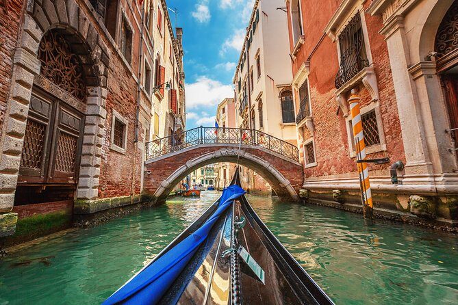 Classic 30-Minute Gondola Ride in Venice - Price and value: what you’re really paying for
