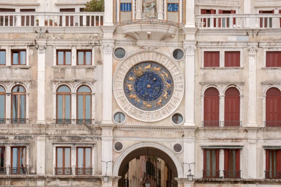 Classic Venice: 2-Hour Walking Tour with Basilica Entry - Key moments that make this tour worth your time