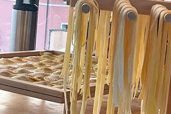 Cooking Class Verona,Cooking in a Crystal Kitchen - The Pasta Lesson: Fettuccine and Bigoli, plus Two Sauce Paths