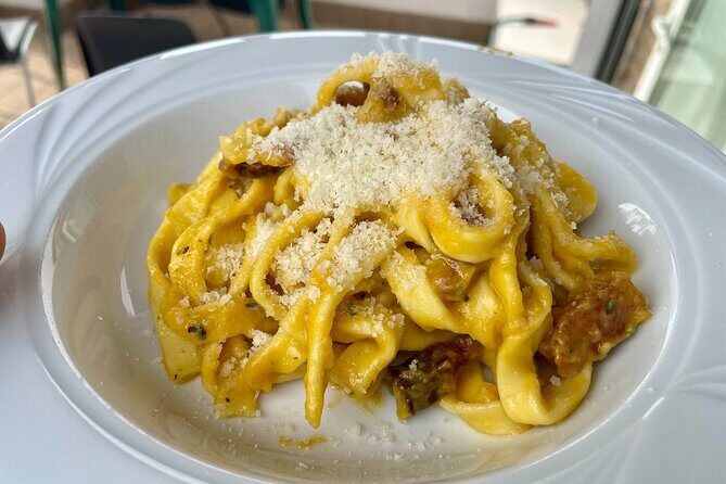Cooking Class with Chef Francesco and Live Music in Venice - A Private Workshop in a Venetian Home (Not a Stage)