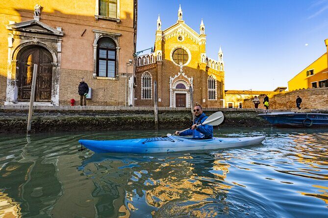 Cultural Kayak Tour: Discovering the City’s Canals - Kayaking instruction and the workout reality check