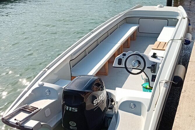 Discover Murano, Burano and Torcello by boat (Private Tour) - The classic sailboat ride: comfort, smooth handling, and what to pack