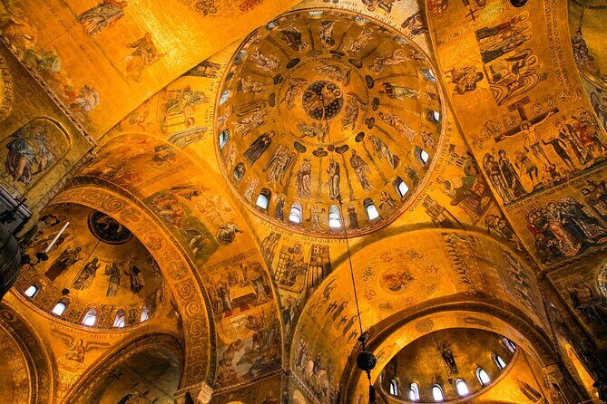 Doge's Palace and St Mark's Basilica Fast-Track Tour in Venice - Basilica terrace upgrade: worth it when you want the big-picture view