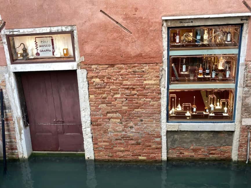 Easy Grappa Tasting in Venice - What You Actually Taste: Young, Barrique-Aged, and Naturally Infused Grappa