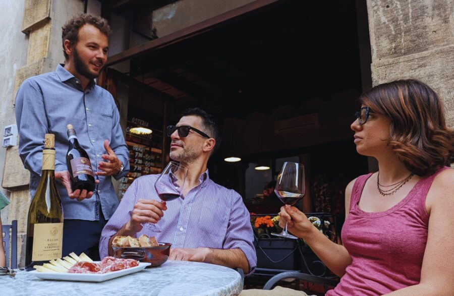Easy Wine Tasting in Verona City Center - The feel of the hour: relaxed, small-group, and easy to fit in