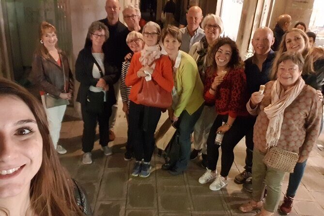 Eat, Drink and Repeat: Wine and Food Tasting Tour in Venice - Guides, group size, and walking pace: what to expect day to day