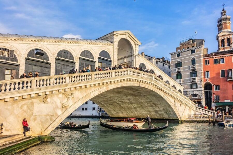 Evening Walking Tour with optional motorboat Ride - Price and Value: What You Pay $34 For (and What Costs Extra)