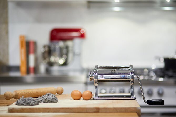 Exclusive cooking experience with a Venetian Chef: cichetti cooking class - Family-Friendly Details That Actually Matter