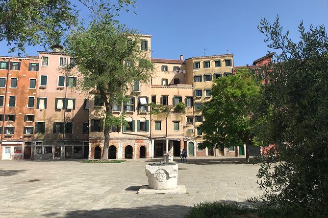 Exclusive Private Venice Jewish Ghetto Tour - Inside the oldest section: “skyscrapers” and the puzzle of vertical Venice