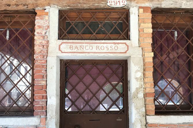 Exclusive Private Venice Jewish Ghetto Tour - Guides who make it click: Lucia and Valentina