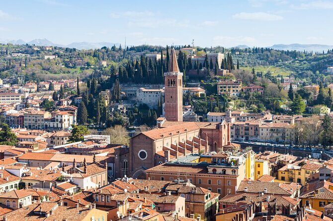 Explore Verona in 60 minutes with a Local - Stop 1: The ancient Roman amphitheater and what to notice first