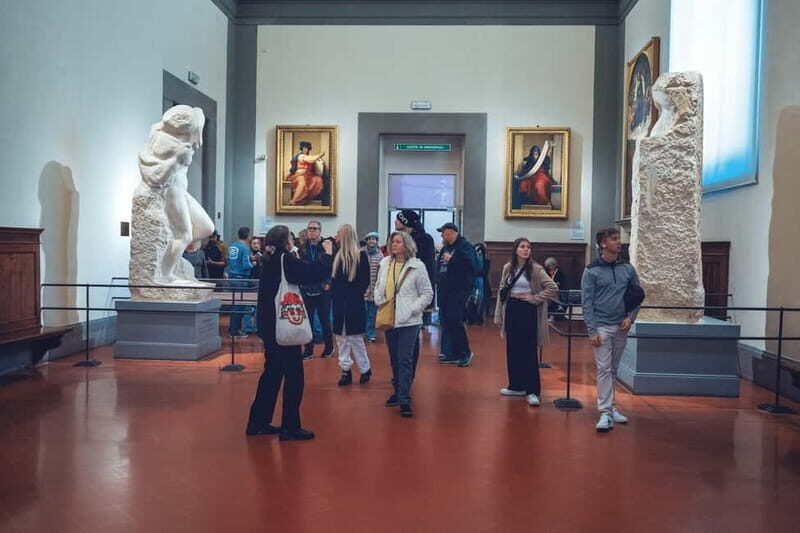 Florence: Accademia Gallery Guided Tour with Skip-the-Line - Inside the Accademia: your hour-long path to David and the Prisoners