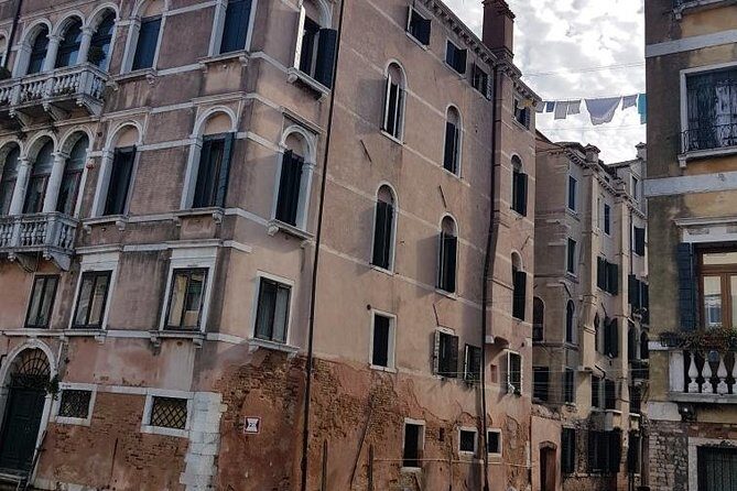 Friendinvenice Cannaregio &Jewish Heritage- private tour - Stop 2: Ghetto Ebraico and the March 29, 1516 decree