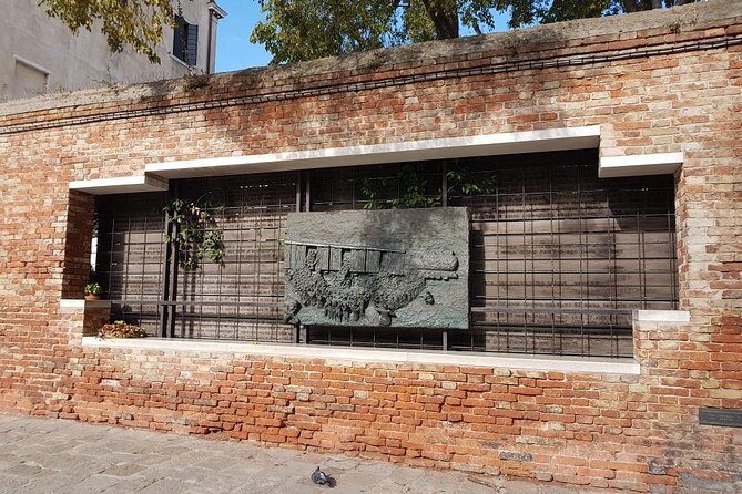 Friendinvenice Cannaregio &Jewish Heritage- private tour - Practical notes before you go