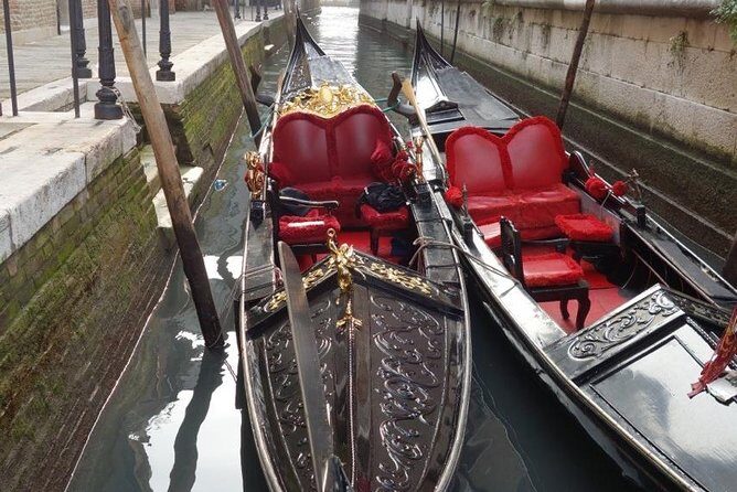 FriendInVenice: Experience the True Venice with a Private Tour - Bacari 101: Ordering Wine, Espresso, and Cicchetti Like a Local