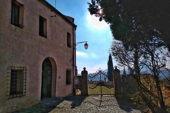 From Abano Montegrotto Tour to Arquà Petrarca medieval village - Timing, group comfort, and how the day actually feels