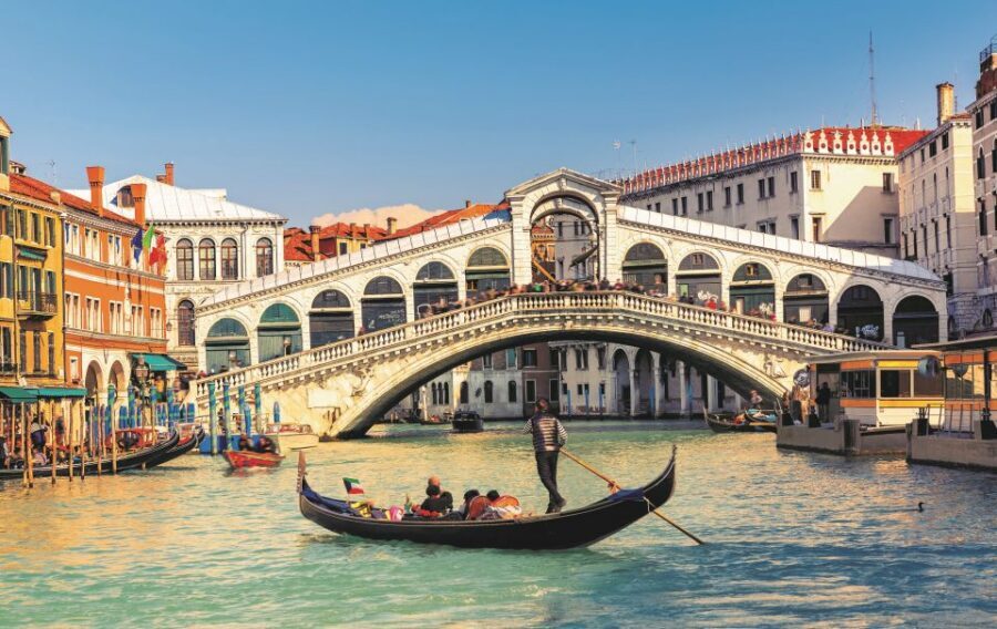 From Lake Garda: Full-day Group Tour of Venice - Key highlights and practical wins