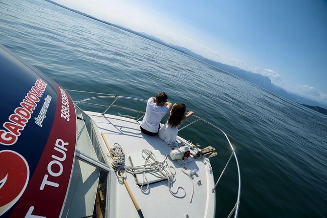 From Peschiera: Southern Lake Garda cruise with lunch - Cruising Past Jamaica Beach and Catullus Caves (No Landing)