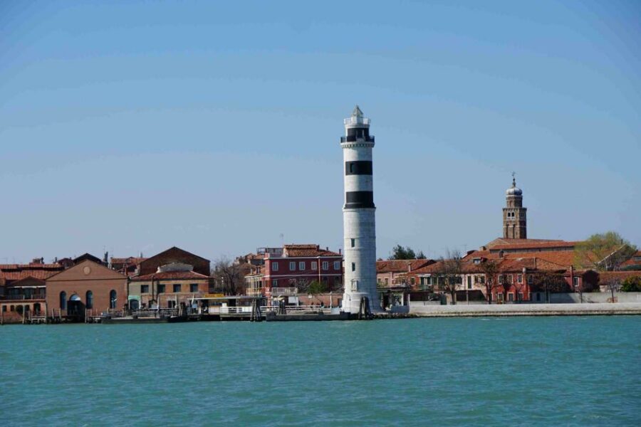 From Punta Sabbioni: Venice, Murano & Burano Guided Tour - Rain, fog, and boat reality: how weather can affect plans
