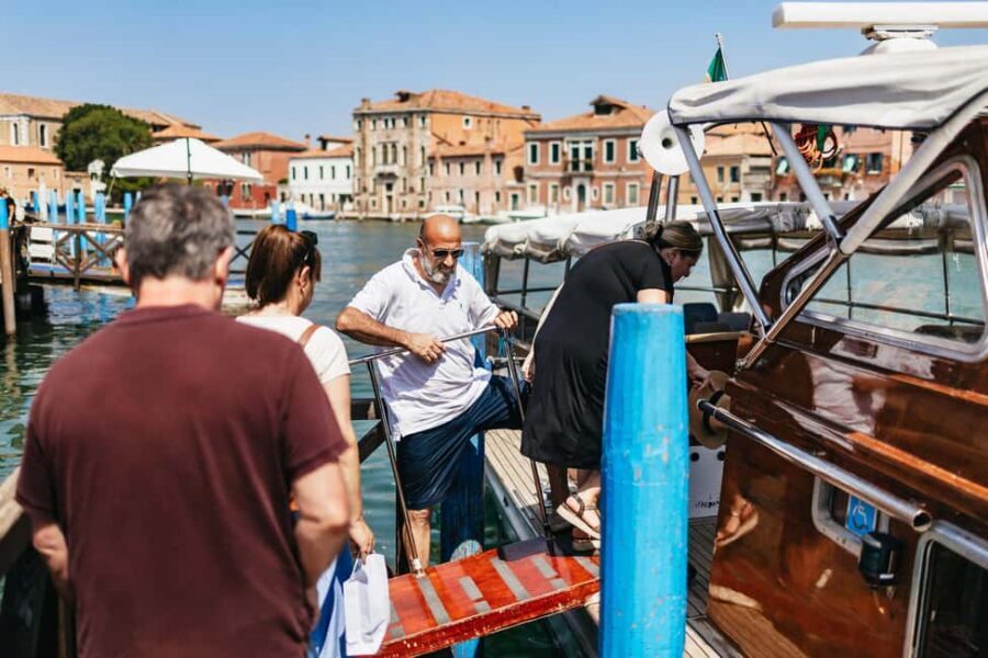 From Venice: Murano & Burano Guided Tour by Private Boat - Key Things You’ll Notice on This Tour