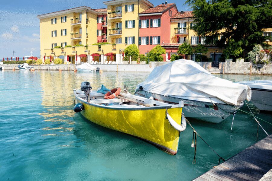 From Verona: discover Lake Garda and Sirmione private tour - From Verona to Sirmione: a smooth start and quick orientation