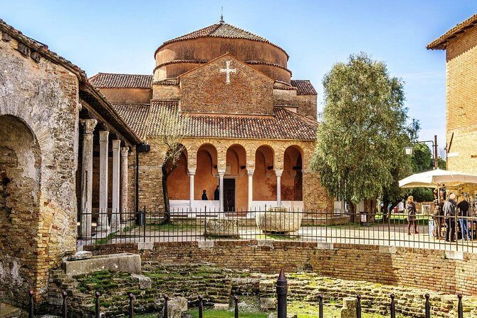 Full-day Boat Tour of Venice Islands from St Mark’s Square - Stop 3: Torcello’s 7th-century roots and the “take it slow” ruins walk