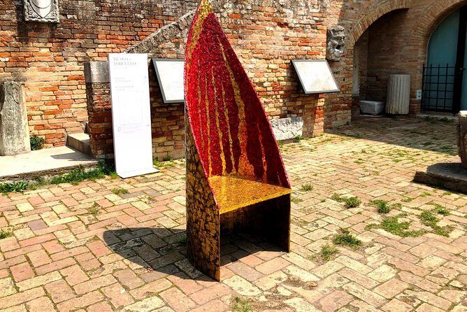 Full-day excursion to Murano, Burano and Torcello from Venice Train Station - Price and value: what you pay for (and what you’ll still need to cover)