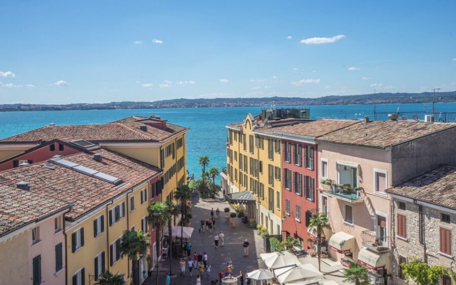 Full-Day Lake Garda Tour: Bus & Public Boat with Guide - What you learn from the guide (and how to get more out of the walk)