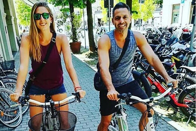 Full Day Venice Bike Rental - Golf Course Views and Long-Way Feel on Two Wheels