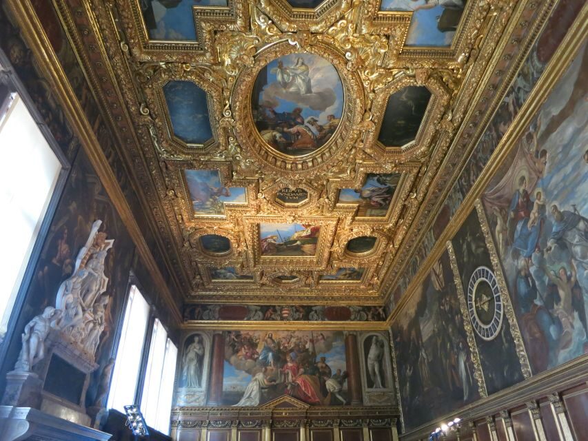 Full Venice Walking Tour: Doge's Palace and St. Mark's - Piazza San Marco Start: Getting Oriented Before the Tickets