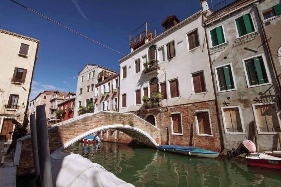 Full Venice Walking Tour: Doge's Palace and St. Mark's - Doge’s Palace Skip-the-Line Reality Check: Security Still Comes First