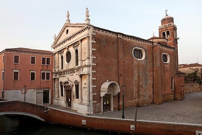 Gay Life in Venice from the Middle Ages to Present Days - Canal Grande Edges and the Rialto Announcements: Codes, Proclamations, and Fear of Being Noticed