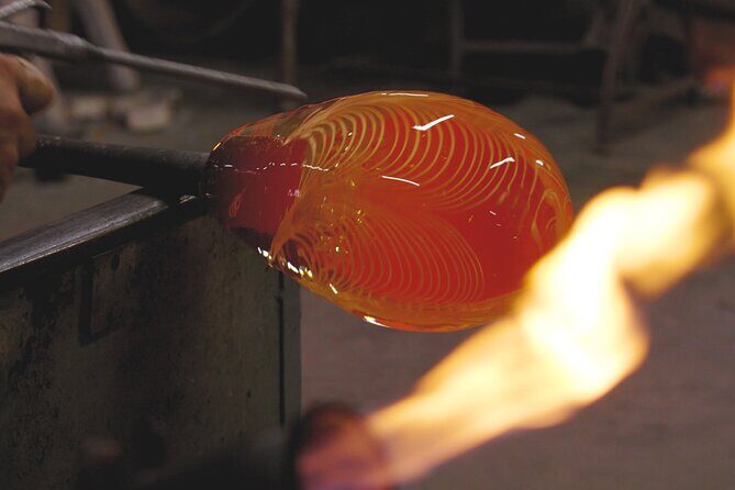 Glass Blowing Experience with Glass Master - The hands-on try: how blowing glass really feels