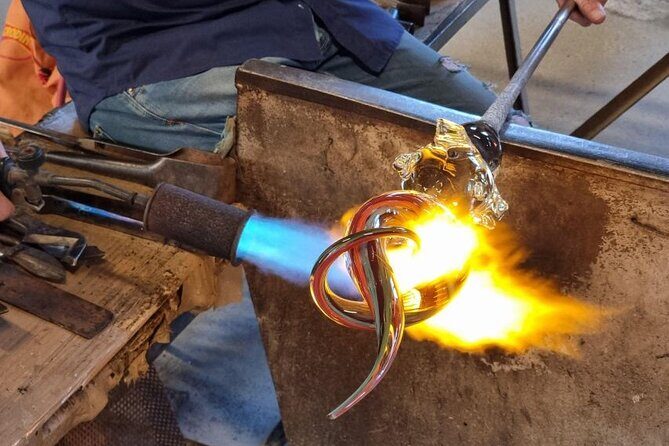 Glass Blowing Show Visit Murano Glass Factory and Showroom OMG - The showroom: 500 square metres to browse, compare, and buy
